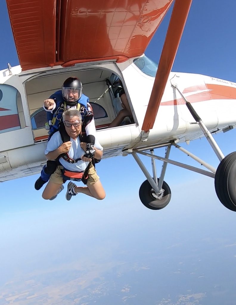 Sortie d'avion Saut en Tandem à l'aérodrome de Soulac-sur-Mer avec XLR parachutisme - Gironde - Aquitaine proche Bordeaux